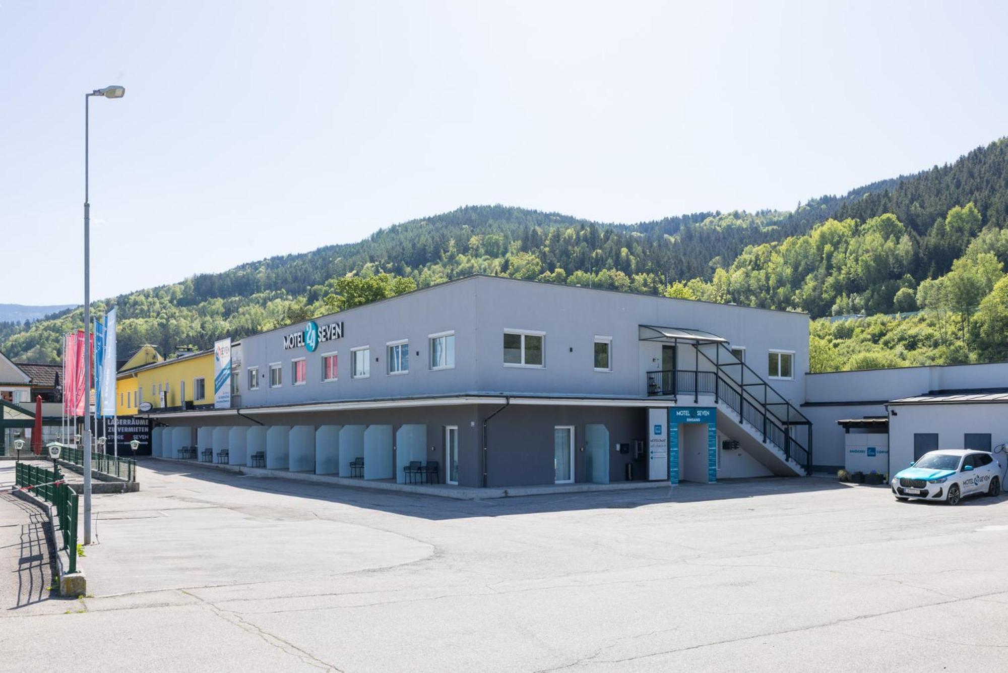 Motel24Seven Bruck an der Mur Eksteriør billede