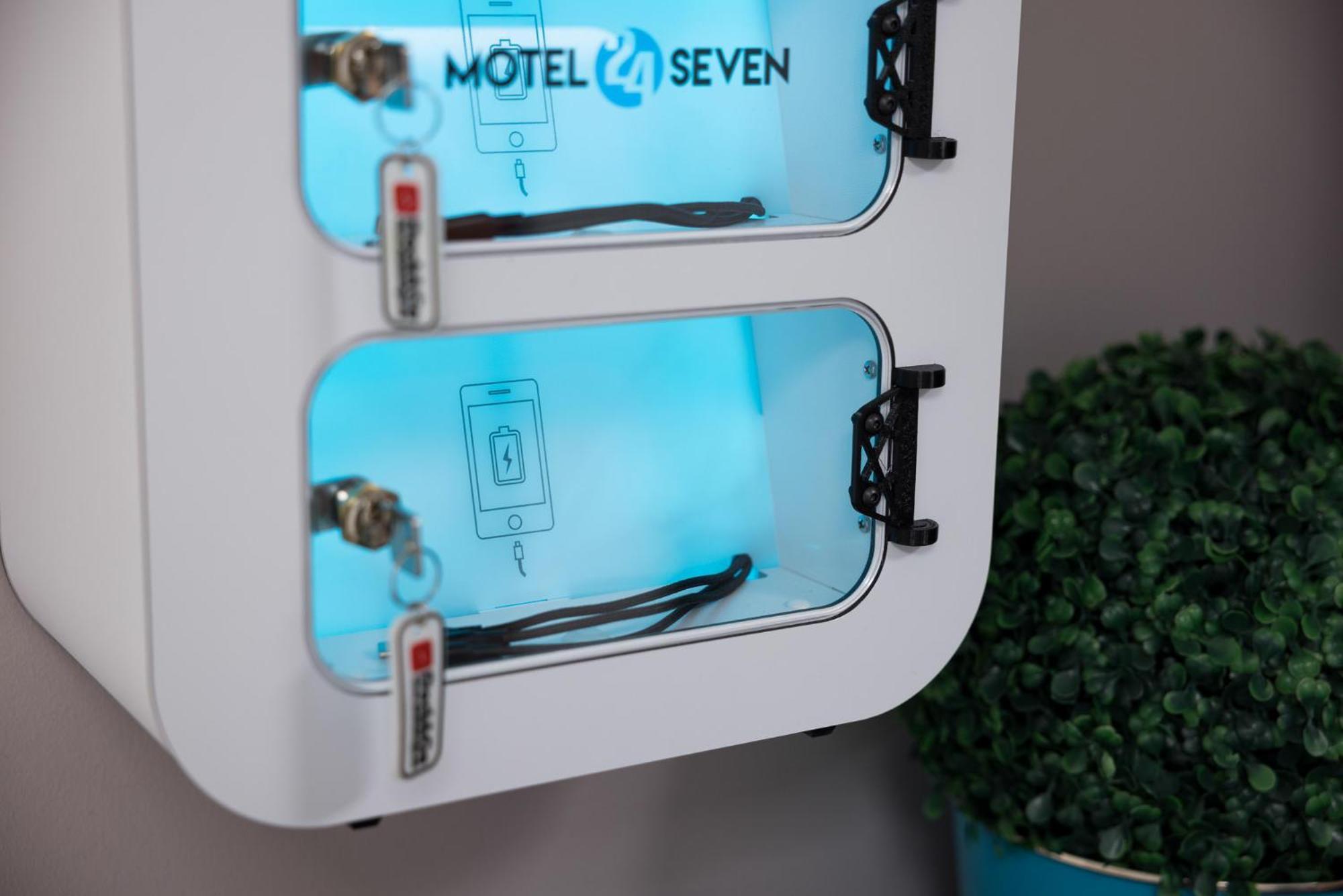 Motel24Seven Bruck an der Mur Eksteriør billede